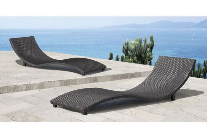 Poolside Lounger - Image 4