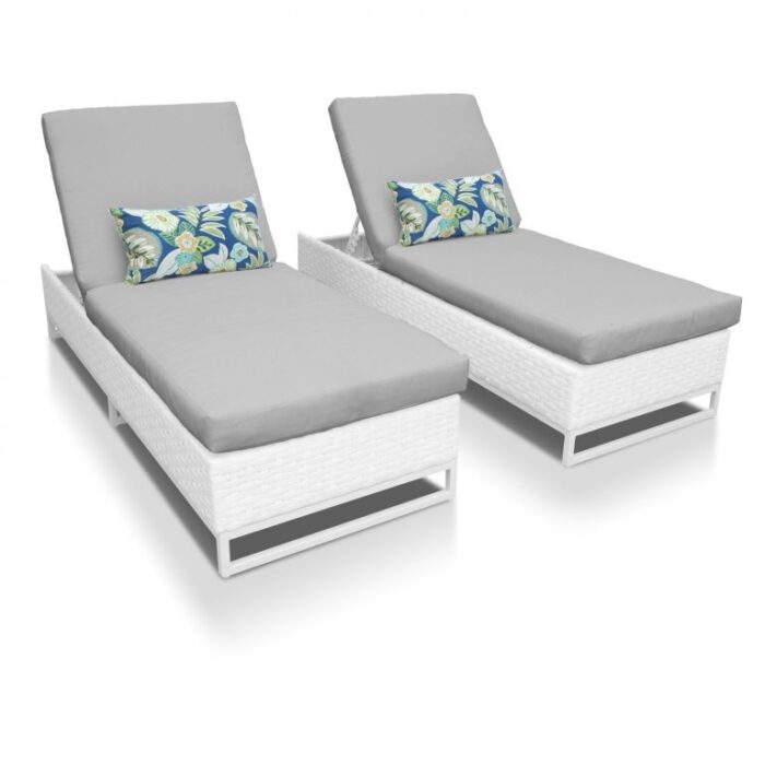 Poolside Lounger - Image 2